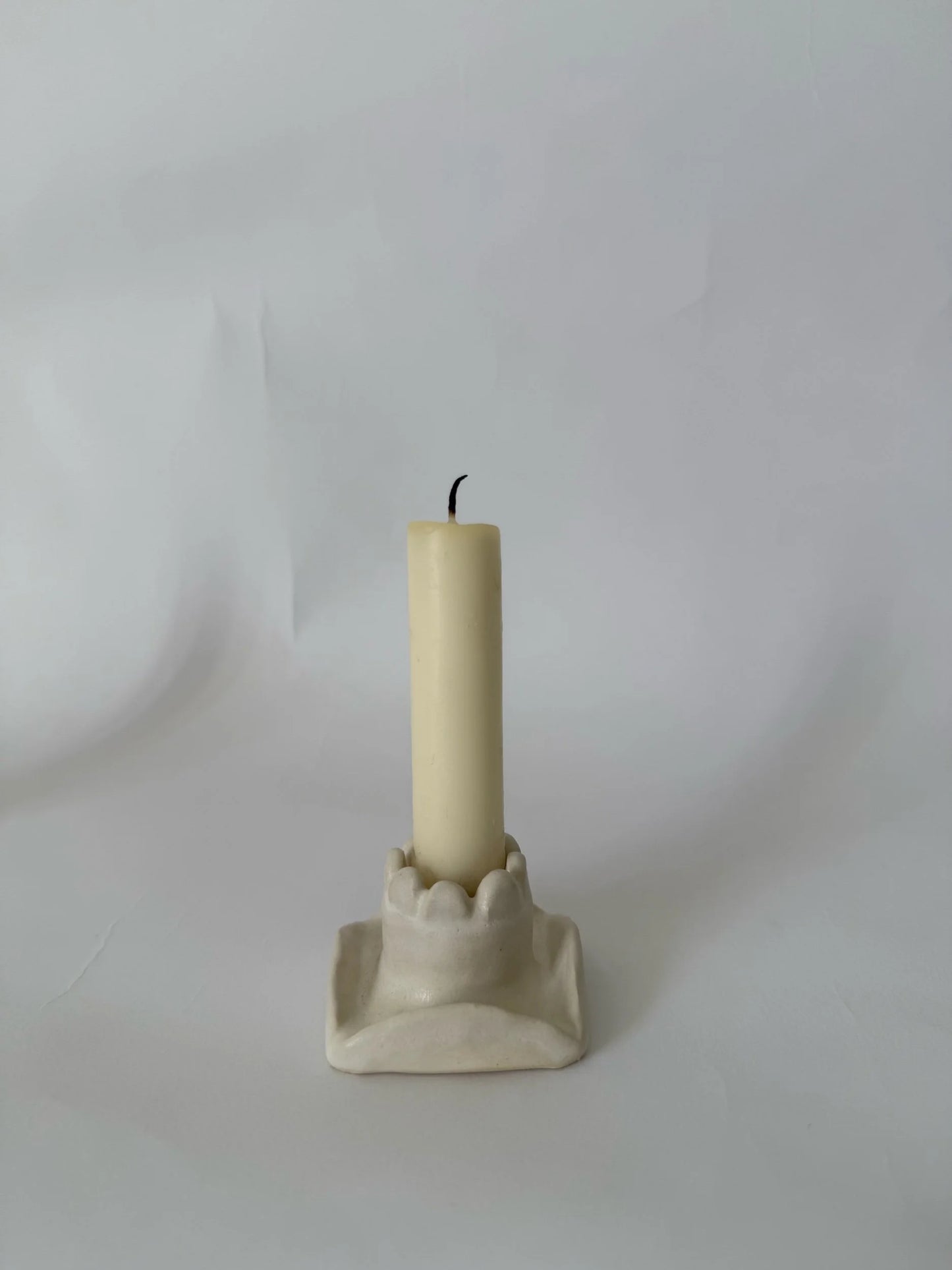 flip-flap flat scalloped candleholder
