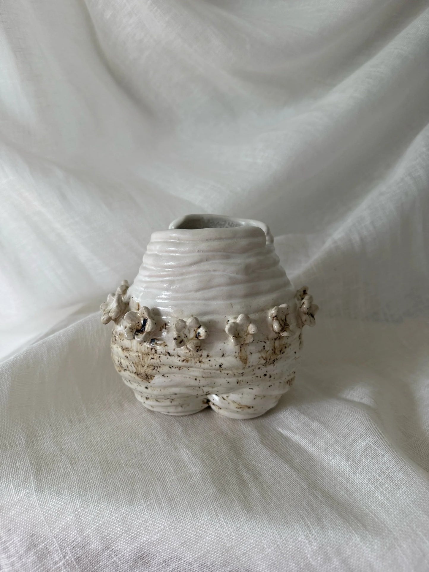 flower ringed bud vase