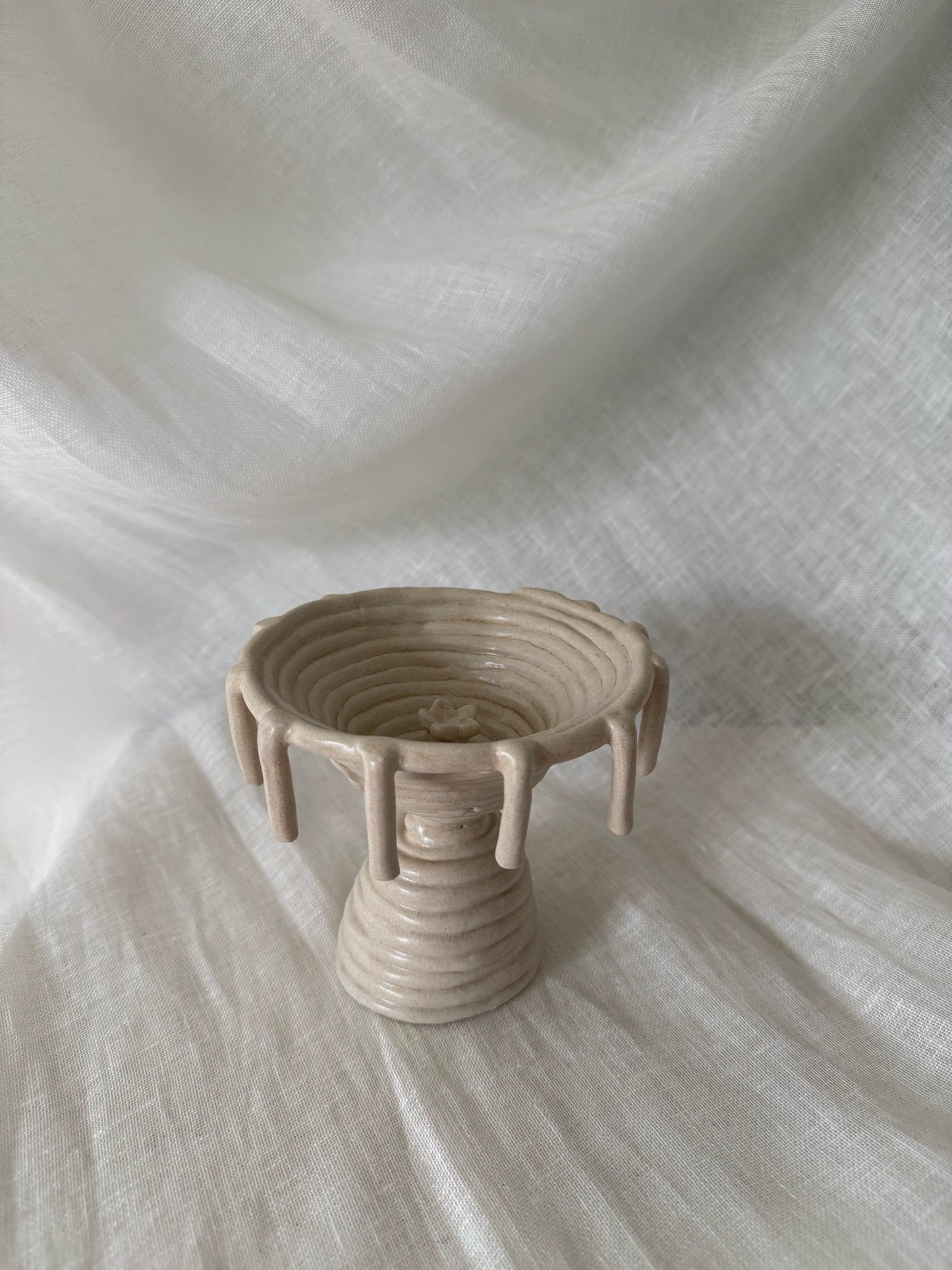 floating flower pedestal incense sculpture