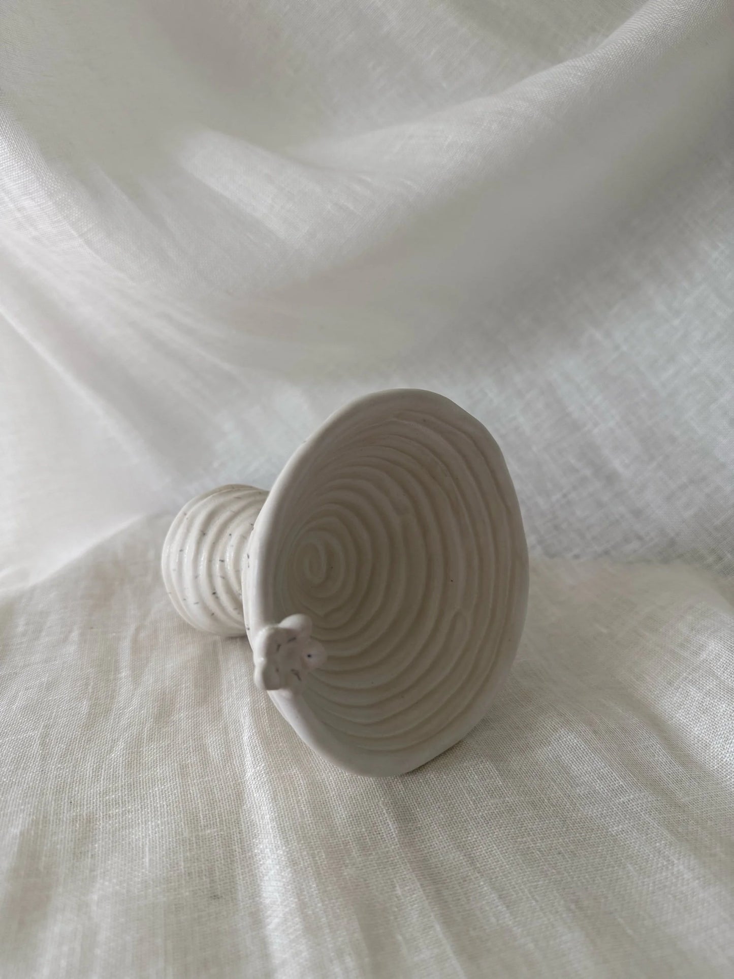 sprinkled pedestal bowl