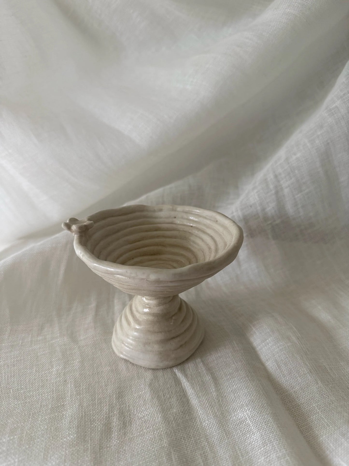 petite pedestal bowl