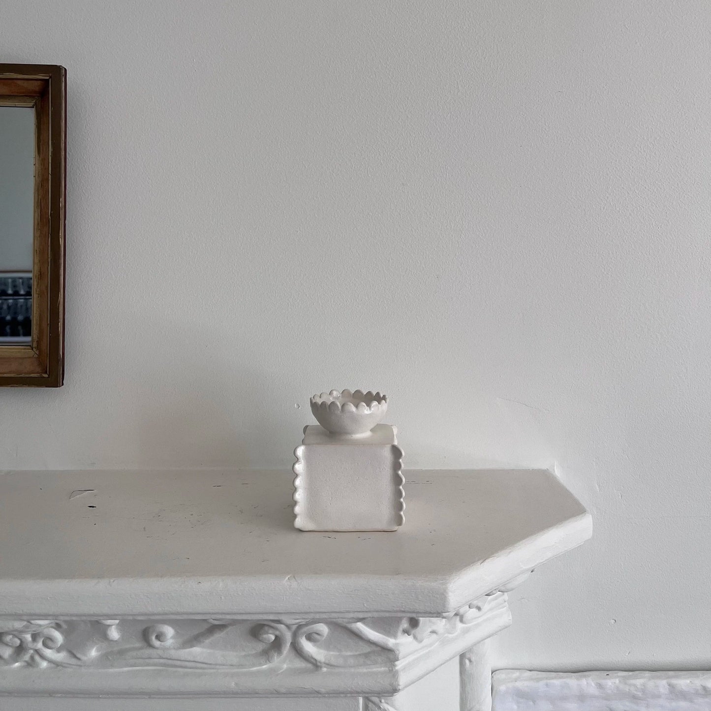 scalloped altar