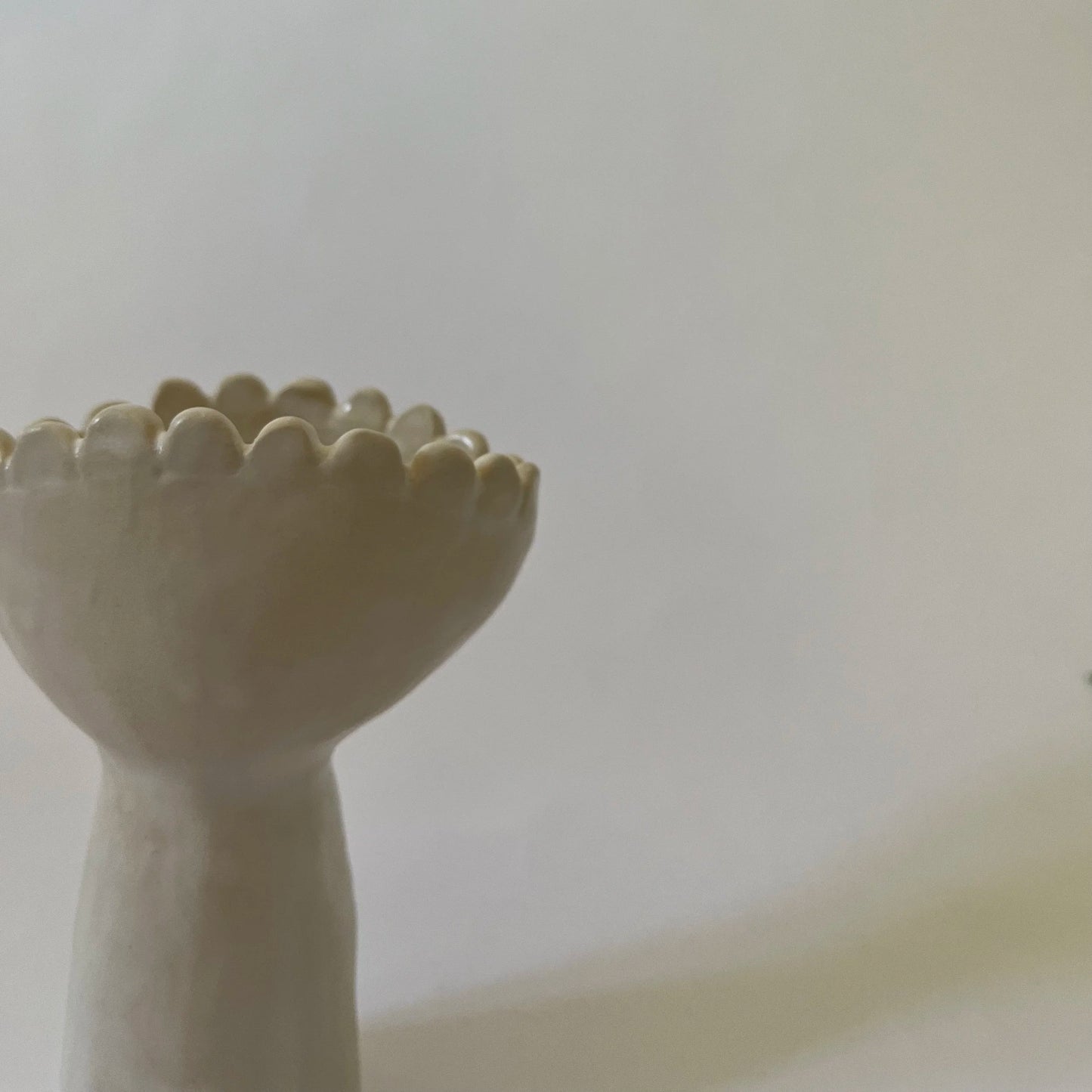 scalloped clam vase/candleholder (tall)