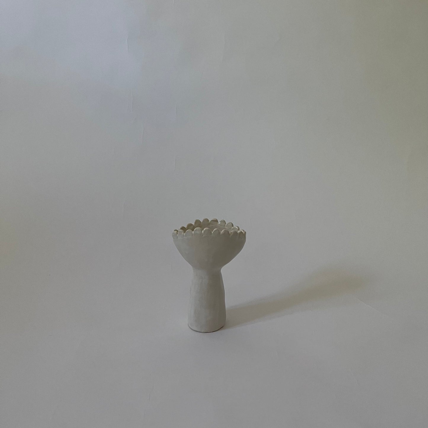 scalloped clam vase/candleholder (tall)